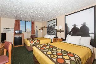 Super 8 By Wyndham Casper West By The River Room photo